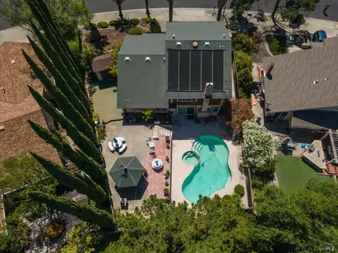 231 Macalvey Dr, Martinez, CA 94553