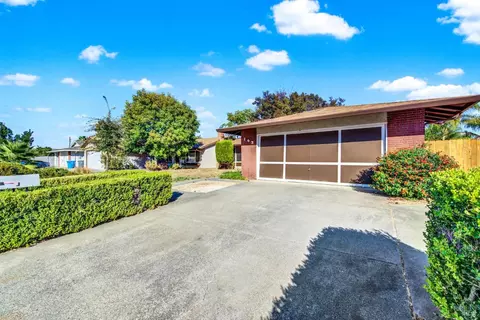 143 Edwin Dr, Vacaville, CA 95687 photo 8