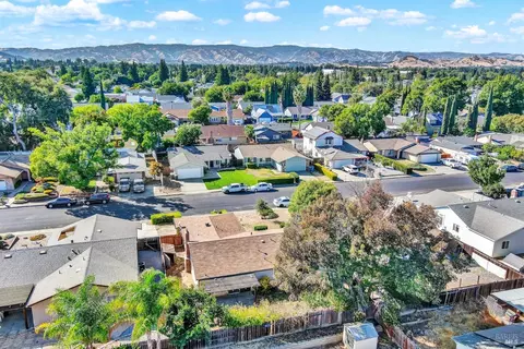 143 Edwin Dr, Vacaville, CA 95687 photo 57