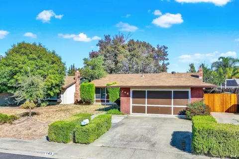 143 Edwin Dr, Vacaville, CA 95687 photo 3