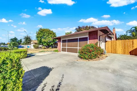 143 Edwin Dr, Vacaville, CA 95687 photo 9
