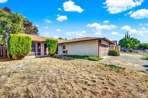 143 Edwin Dr, Vacaville, CA 95687 photo 6