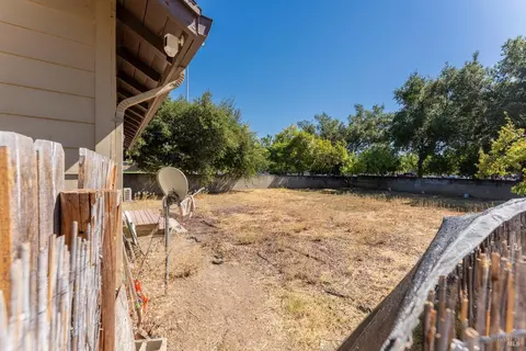 495-545 Clara Ave, Ukiah, CA 95482 photo 4