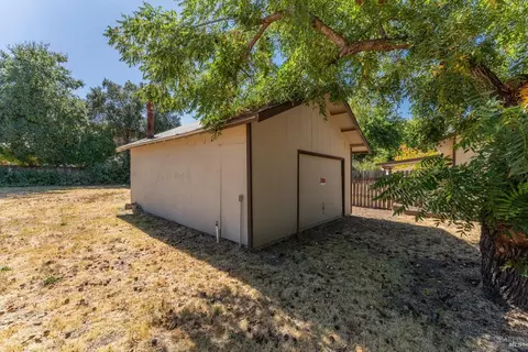 495-545 Clara Ave, Ukiah, CA 95482 photo 9