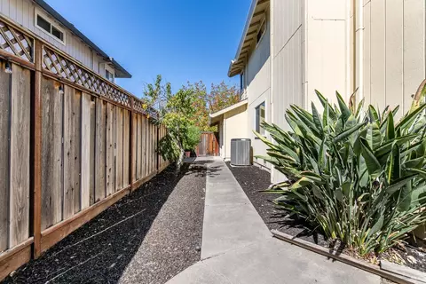 380 Wilson Ln, Windsor, CA 95492 photo 43