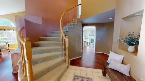 380 Wilson Ln, Windsor, CA 95492 photo 5