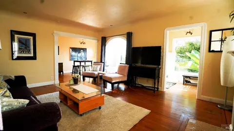 51 D St, Vallejo, CA 94590 photo 11