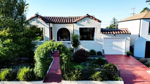 51 D St, Vallejo, CA 94590