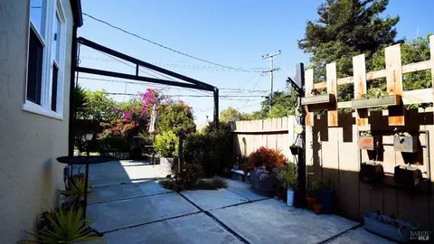51 D St, Vallejo, CA 94590 photo 33