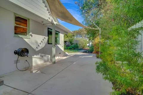 1920 Indiana St, Vallejo, CA 94590 photo 32