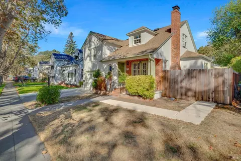 1920 Indiana St, Vallejo, CA 94590 photo 4