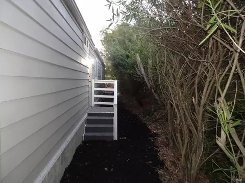 126 Phyllis Ct, Vallejo, CA 94590 photo 59