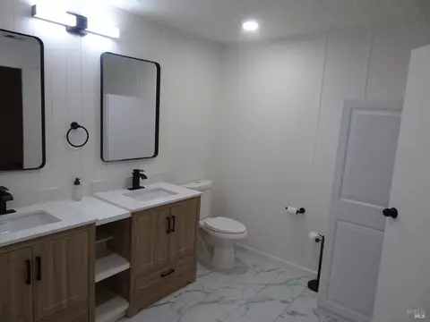 126 Phyllis Ct, Vallejo, CA 94590 photo 30