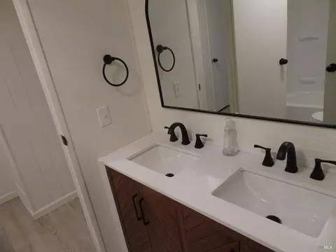 126 Phyllis Ct, Vallejo, CA 94590 photo 41
