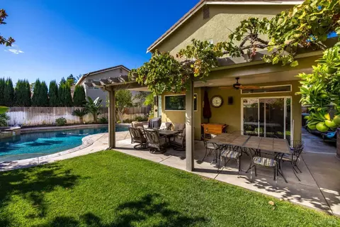 593 Blarney Cir, Vacaville, CA 95688 photo 22