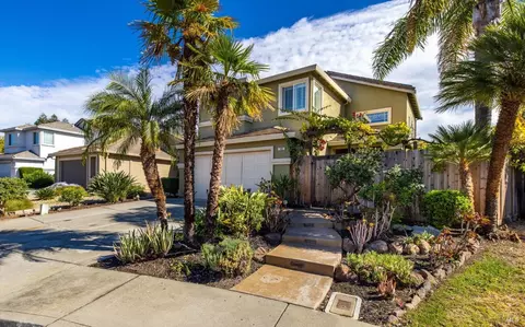 593 Blarney Cir, Vacaville, CA 95688 photo 3