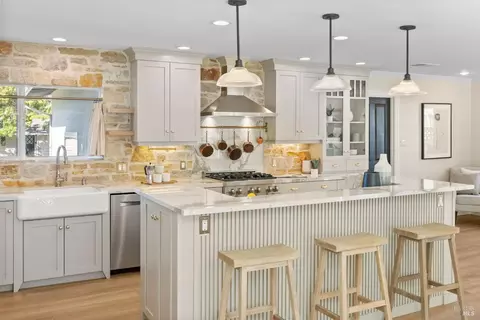 441 Alameda De La Loma, Novato, CA 94949