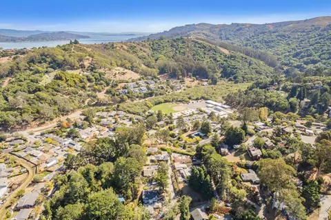 331-335 Richardson Way, Mill Valley, CA 94941