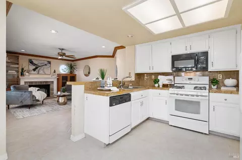 7111 Eton Ct, Windsor, CA 95492 photo 13