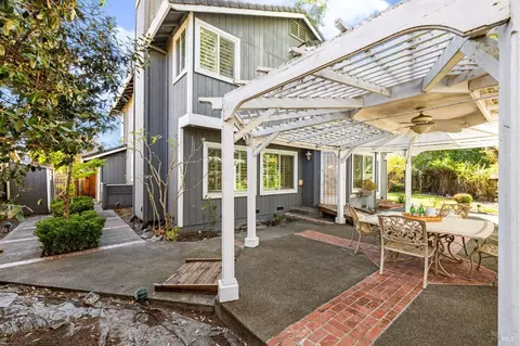 7111 Eton Ct, Windsor, CA 95492 photo 27