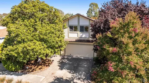 1026 Rubicon Way, Santa Rosa, CA 95401