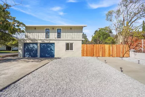 1100 Kensington Dr, Fairfield, CA 94533