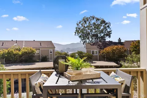 17 Byron Cir, Mill Valley, CA 94941 photo 8