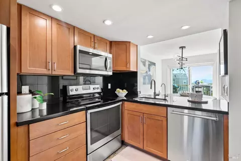 17 Byron Cir, Mill Valley, CA 94941 photo 13