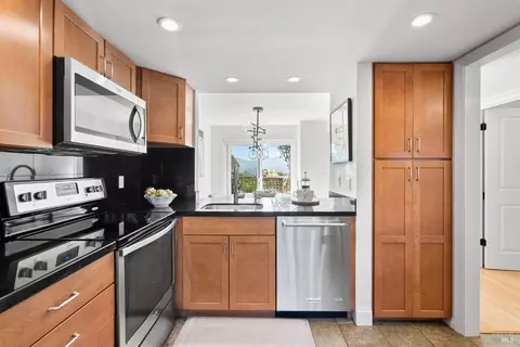 17 Byron Cir, Mill Valley, CA 94941 photo 11