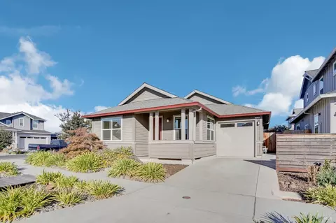 2224 Peterson Ln, Santa Rosa, CA 95403