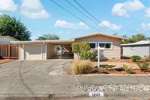 1245 Janet Way, Santa Rosa, CA 95405