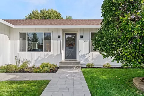 331 Azalea Ct, Healdsburg, CA 95448 photo 2