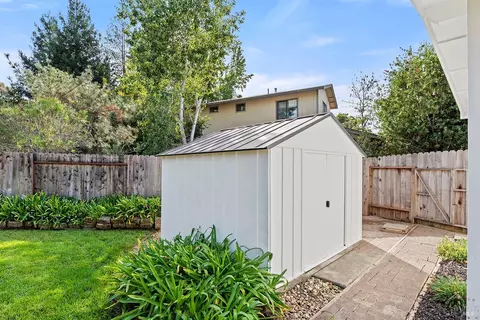 331 Azalea Ct, Healdsburg, CA 95448 photo 23