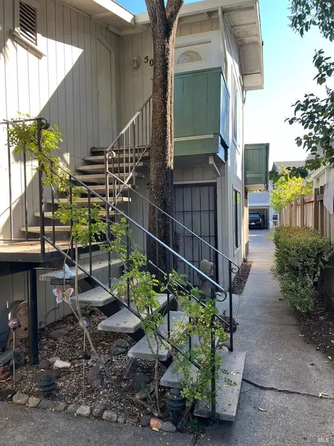 502-506 Sebastopol Ave, Santa Rosa, CA 95401