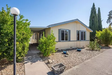 34 Mazatlan Dr, Sonoma, CA 95476