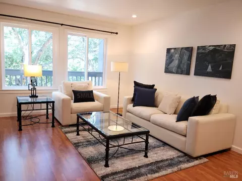 1036 Poplar Dr, Novato, CA 94945