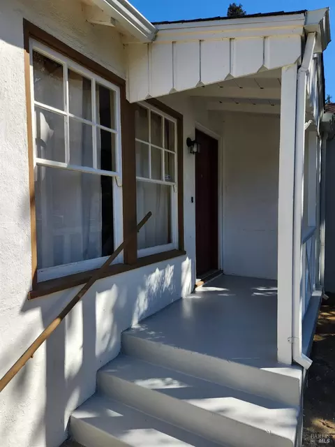 760 Laurel St, Vallejo, CA 94591 photo 5