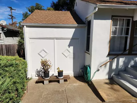 760 Laurel St, Vallejo, CA 94591 photo 4