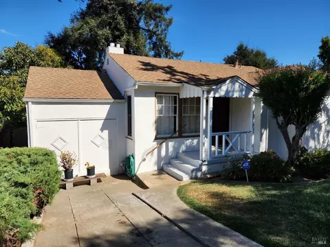 760 Laurel St, Vallejo, CA 94591 photo 2