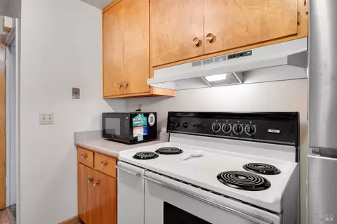 345 E O St, Benicia, CA 94510 photo 25