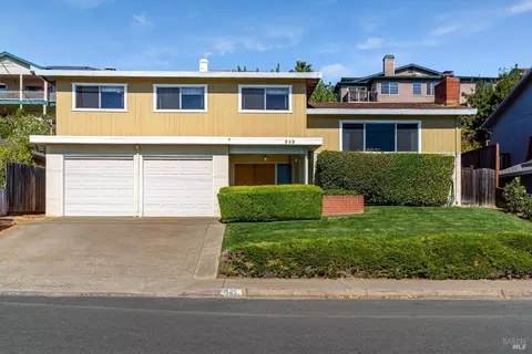 345 E O St, Benicia, CA 94510