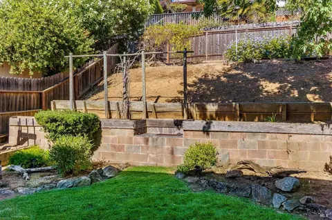 345 E O St, Benicia, CA 94510 photo 45
