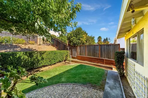 345 E O St, Benicia, CA 94510 photo 46