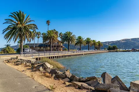 345 E O St, Benicia, CA 94510 photo 63
