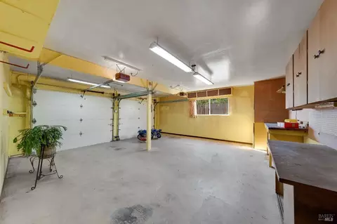 345 E O St, Benicia, CA 94510 photo 41