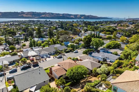 345 E O St, Benicia, CA 94510 photo 56