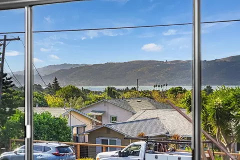 345 E O St, Benicia, CA 94510 photo 19