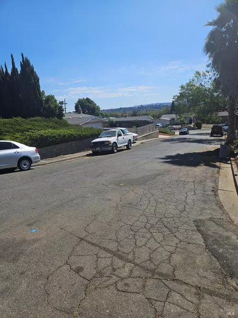 117 Charles Ct, Vallejo, CA 94591 photo 3