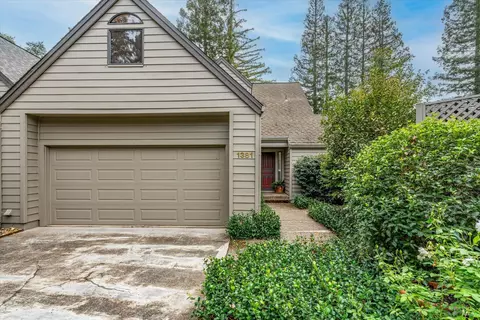1381 Saint James Dr, Saint Helena, CA 94574