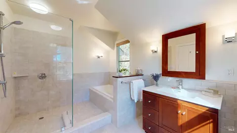Bath - 145 John St, Tomales, CA 94971 photo 5 of 12